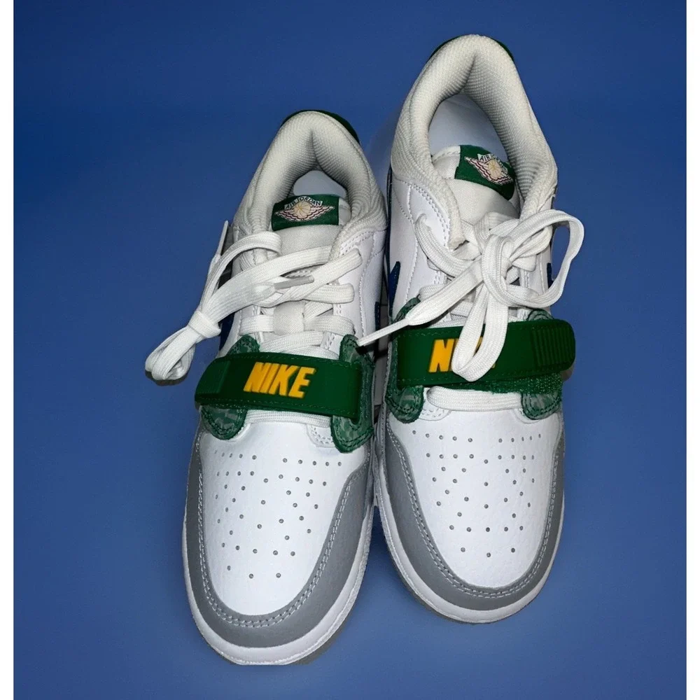 Nike Air Jordan Legacy 312  (CD9054-140) Sneakers Youth Size 6.5Y NWOB‎